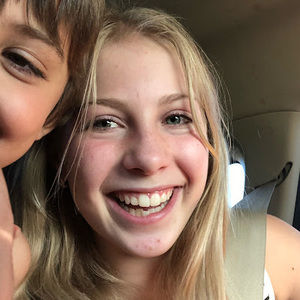 Meet your Posher, Violet